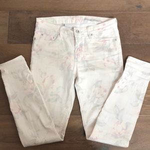 Zara women’s faded floral ivory jeans almost new